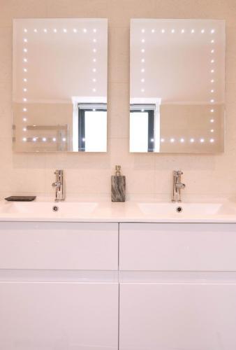 Waterfield House - Bathroom Mirrors
